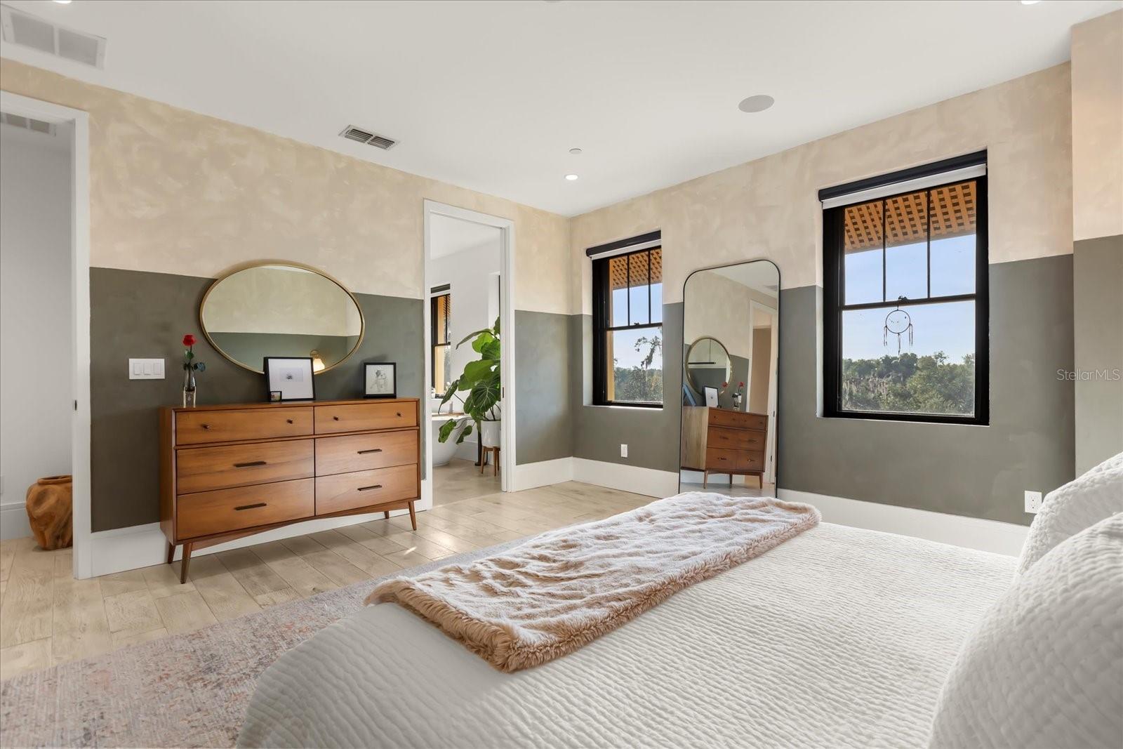 Image 15 of 49 For 1602 Alabama Drive 403