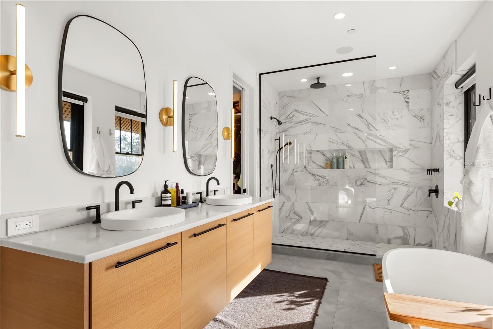 Image 17 of 49 For 1602 Alabama Drive 403