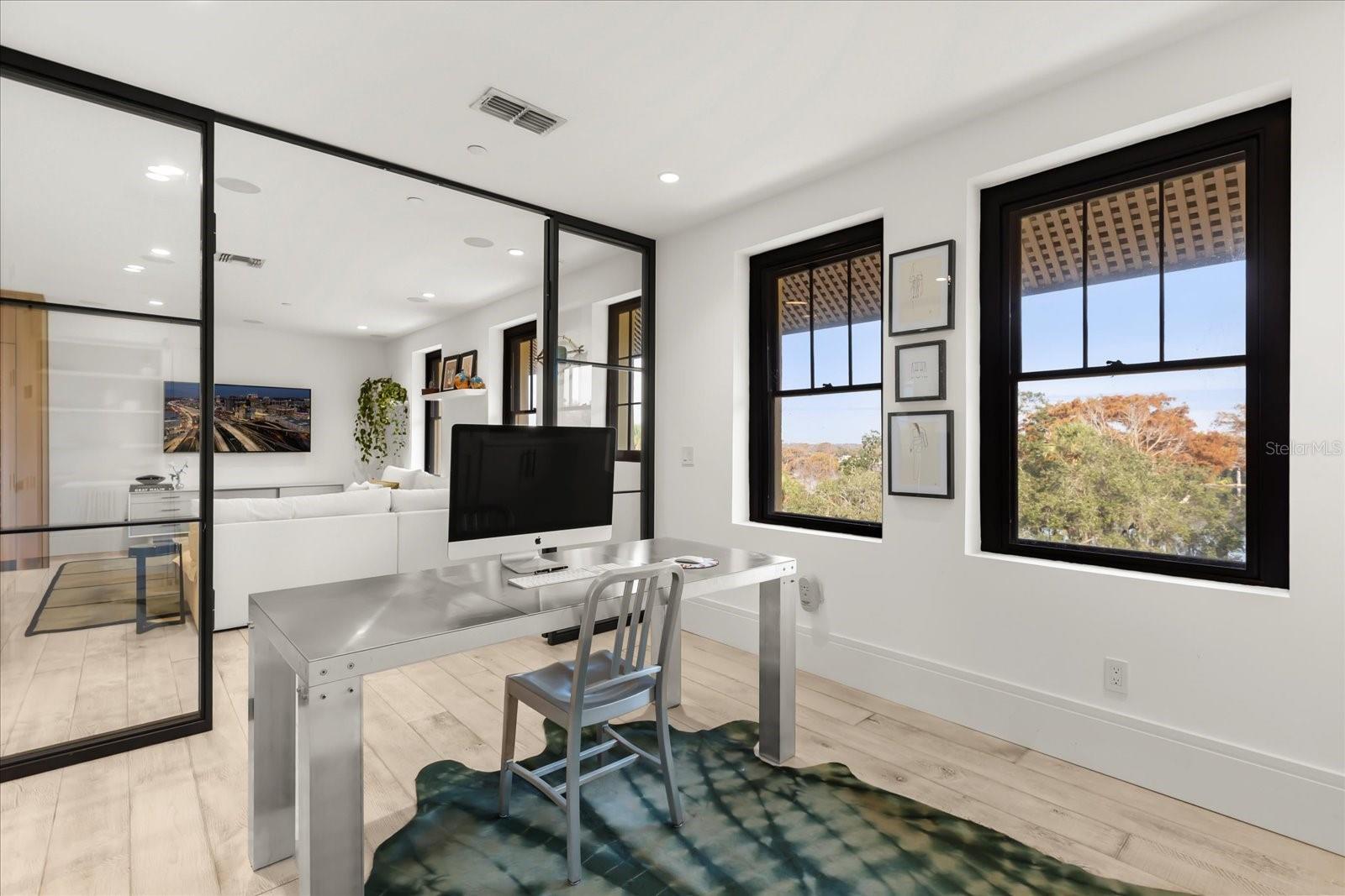 Image 27 of 49 For 1602 Alabama Drive 403