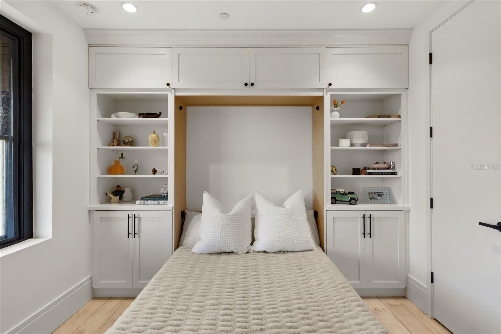 Image 30 of 49 For 1602 Alabama Drive 403