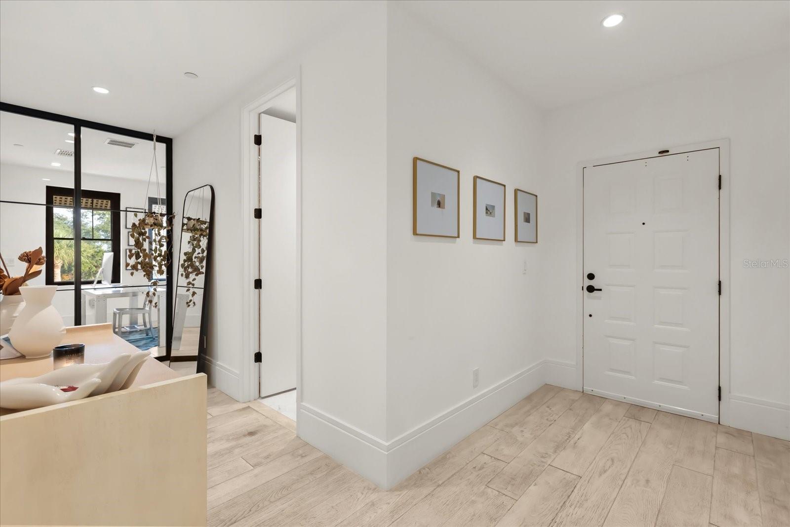 Image 33 of 49 For 1602 Alabama Drive 403