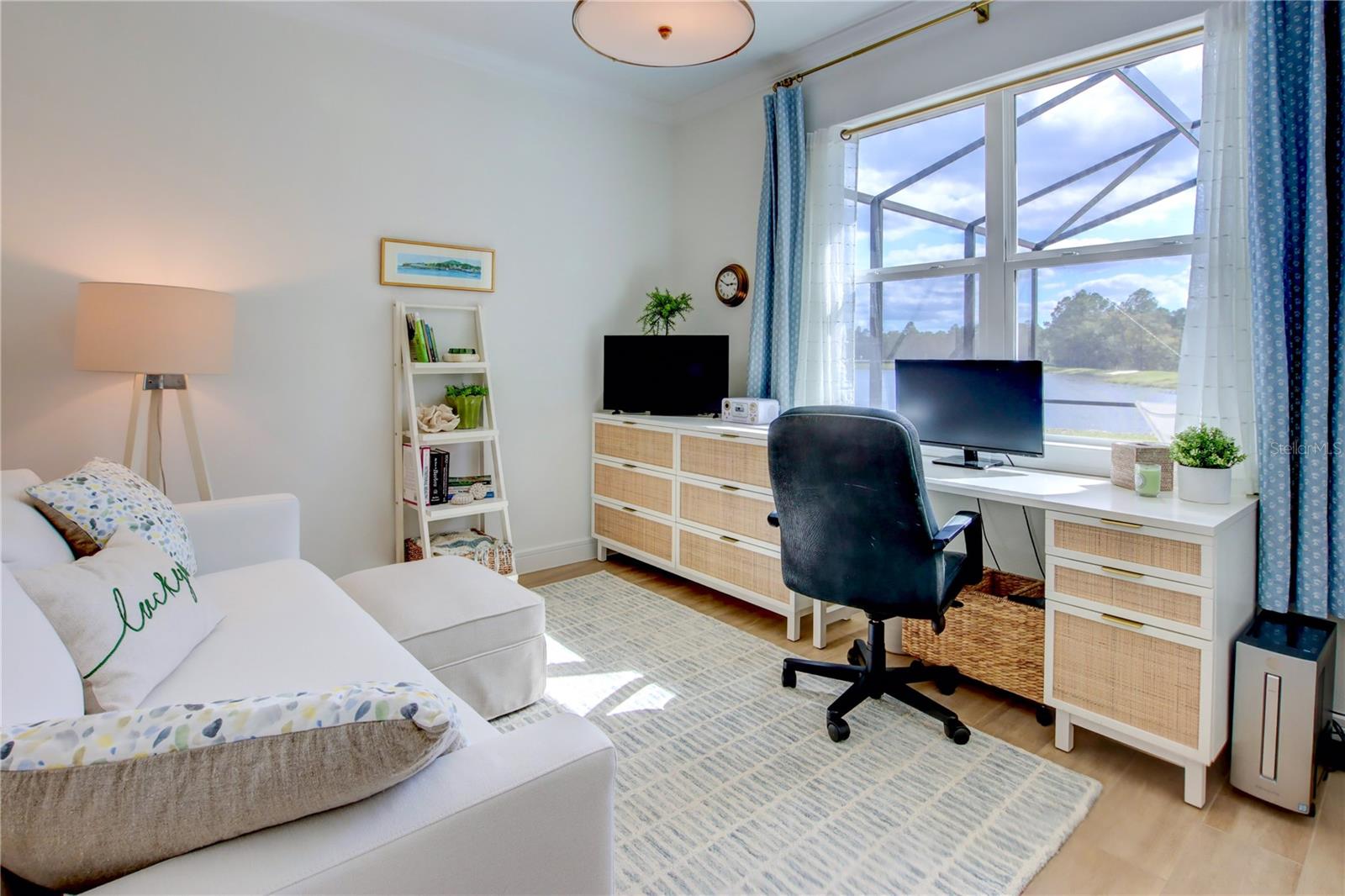 Image 34 of 52 For 6364 Snow Tree Lane