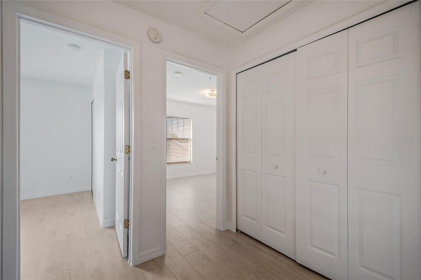 Image 22 of 39 For 2018 Cypress Bay Boulevard