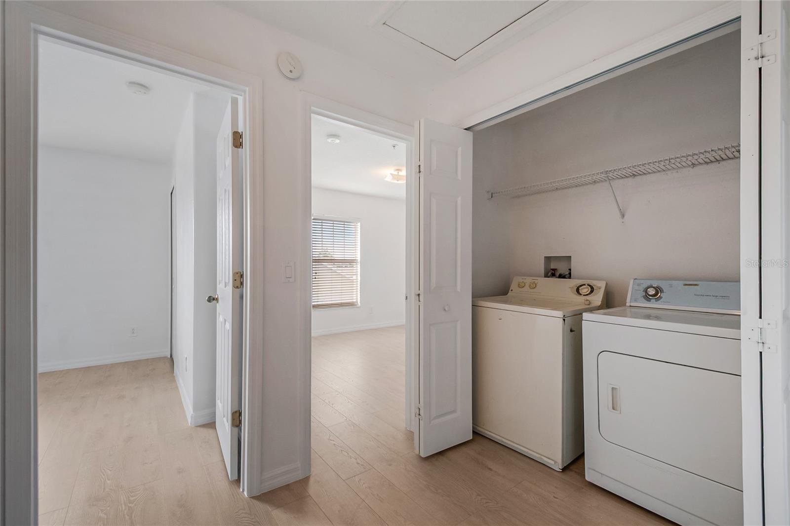 Image 23 of 39 For 2018 Cypress Bay Boulevard