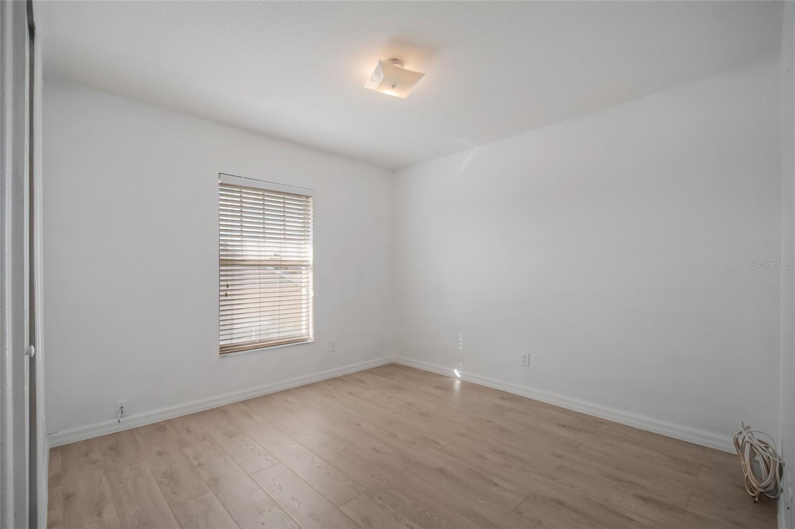 Image 27 of 39 For 2018 Cypress Bay Boulevard