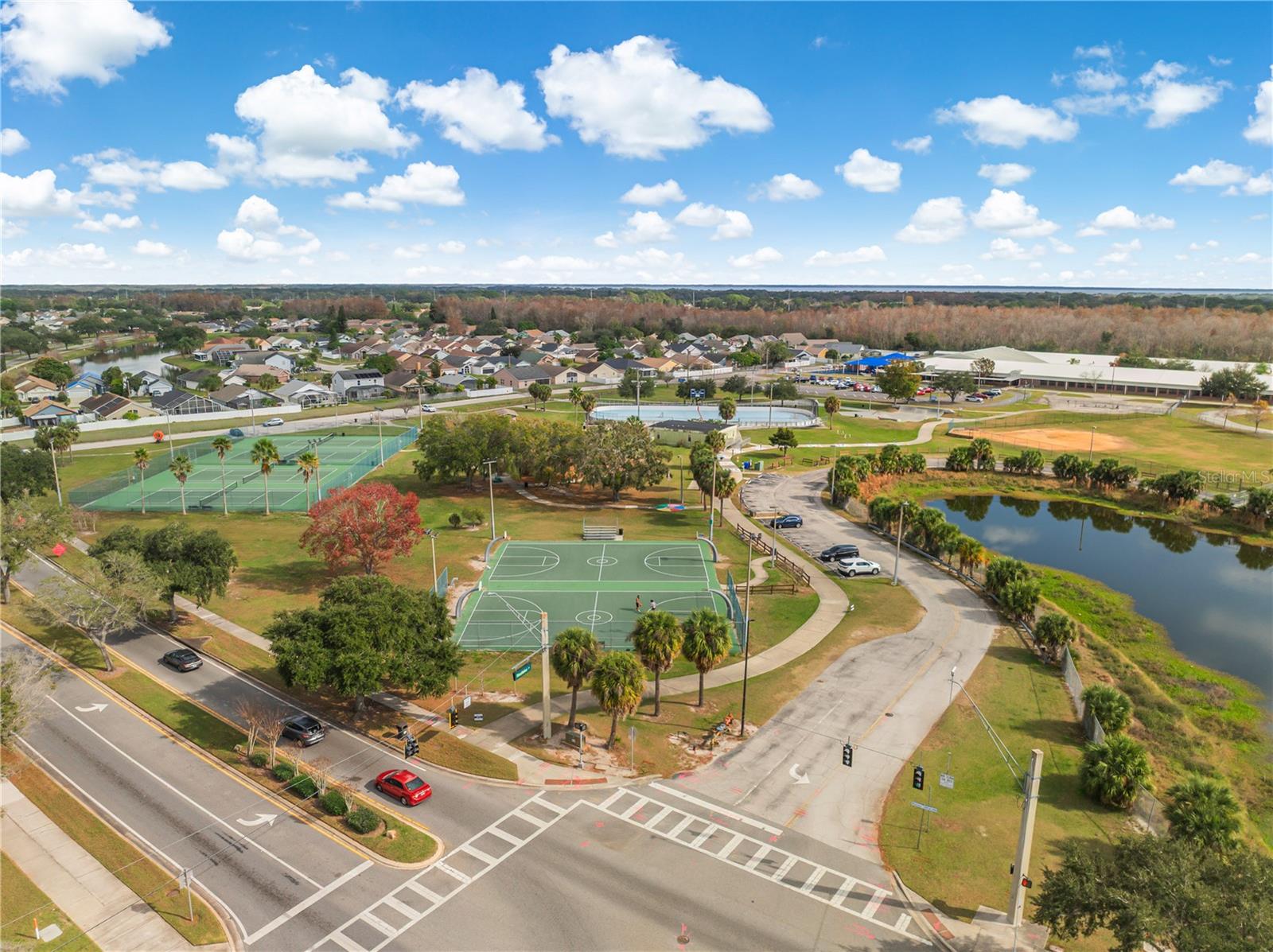 Image 29 of 39 For 2018 Cypress Bay Boulevard