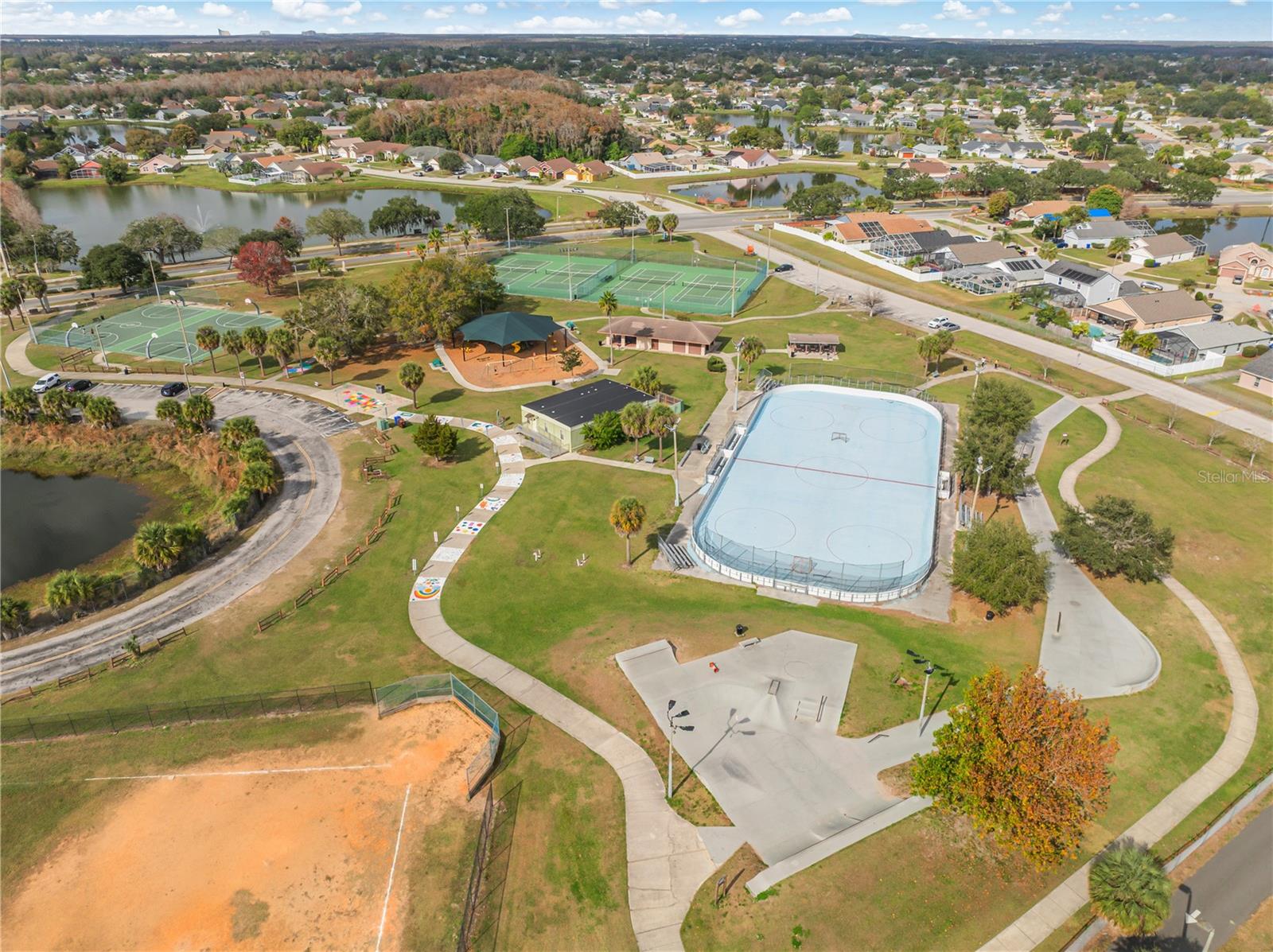 Image 33 of 39 For 2018 Cypress Bay Boulevard