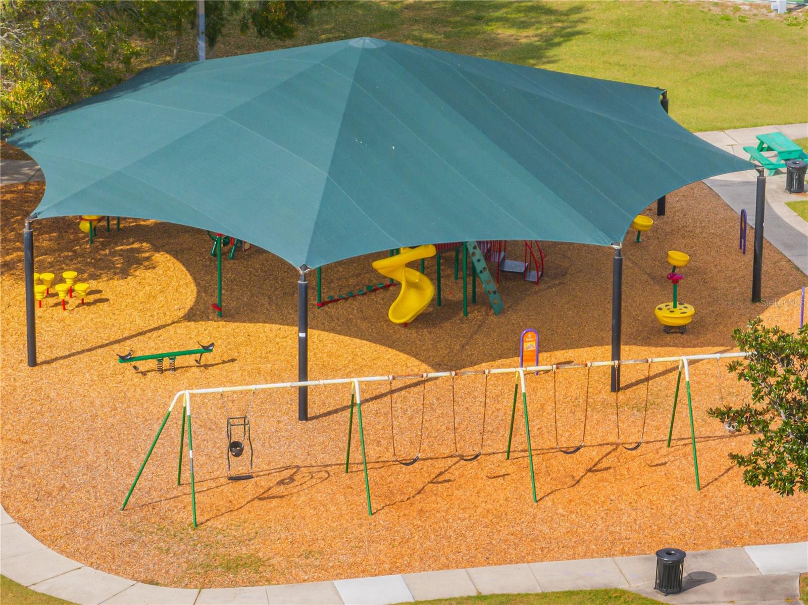 Image 34 of 39 For 2018 Cypress Bay Boulevard