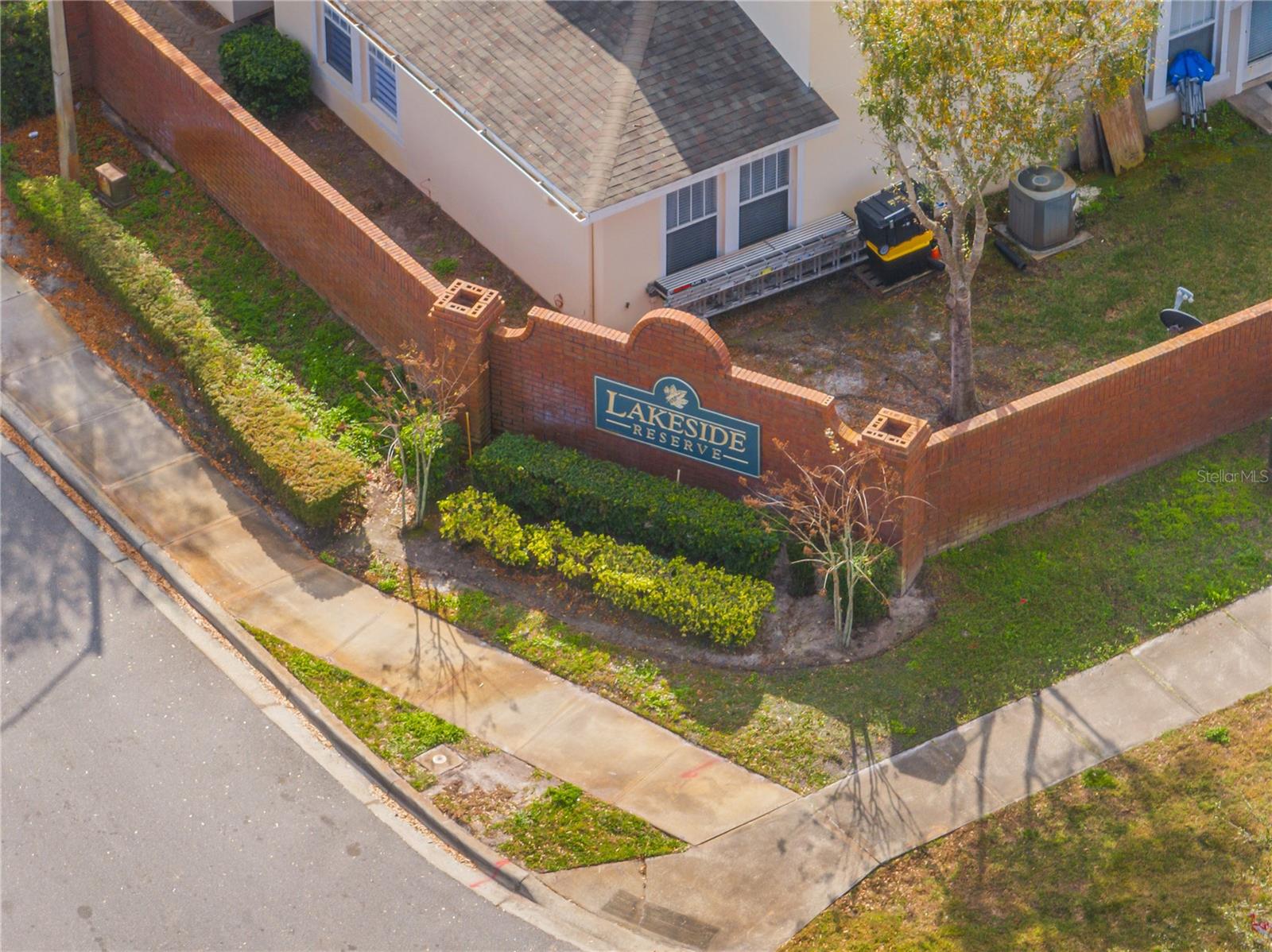 Image 37 of 39 For 2018 Cypress Bay Boulevard