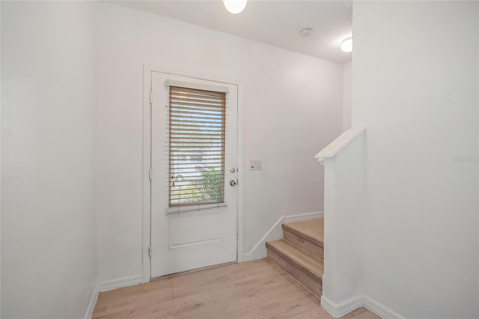 Image 6 of 39 For 2018 Cypress Bay Boulevard