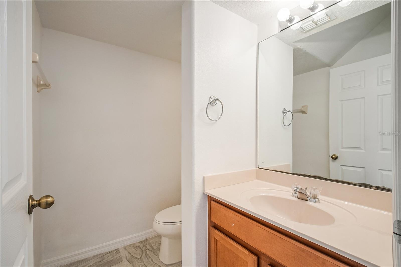 Image 8 of 39 For 2018 Cypress Bay Boulevard