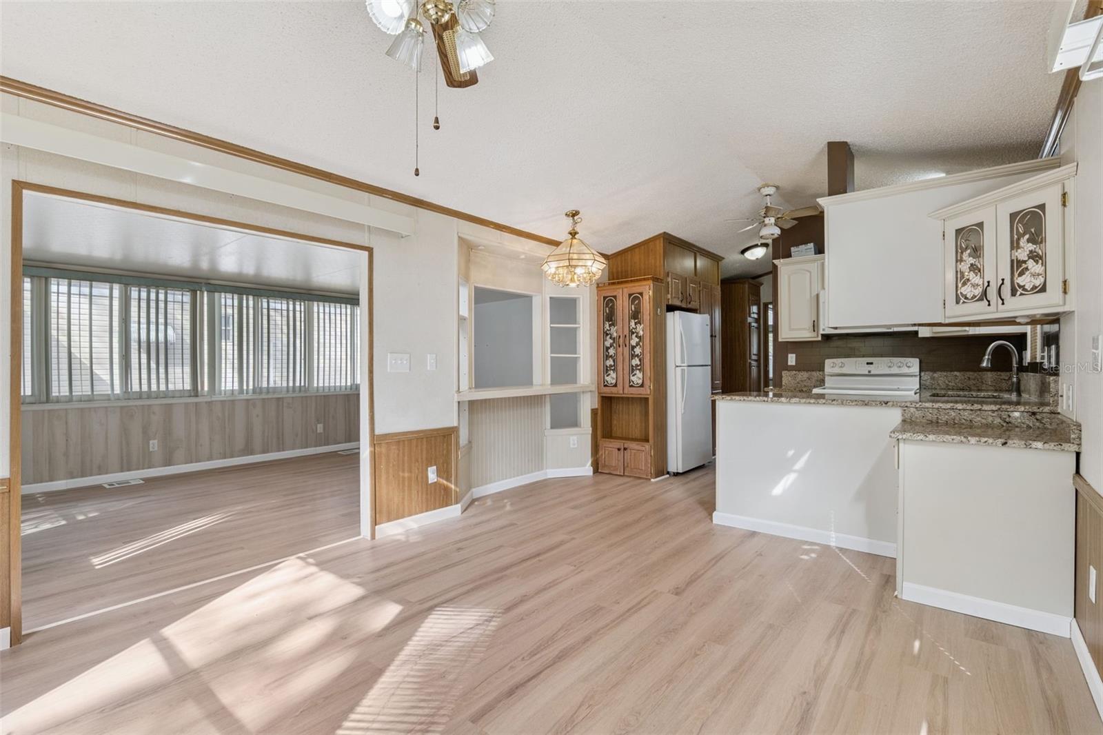 Image 12 of 52 For 3000 Clarcona Road 2914