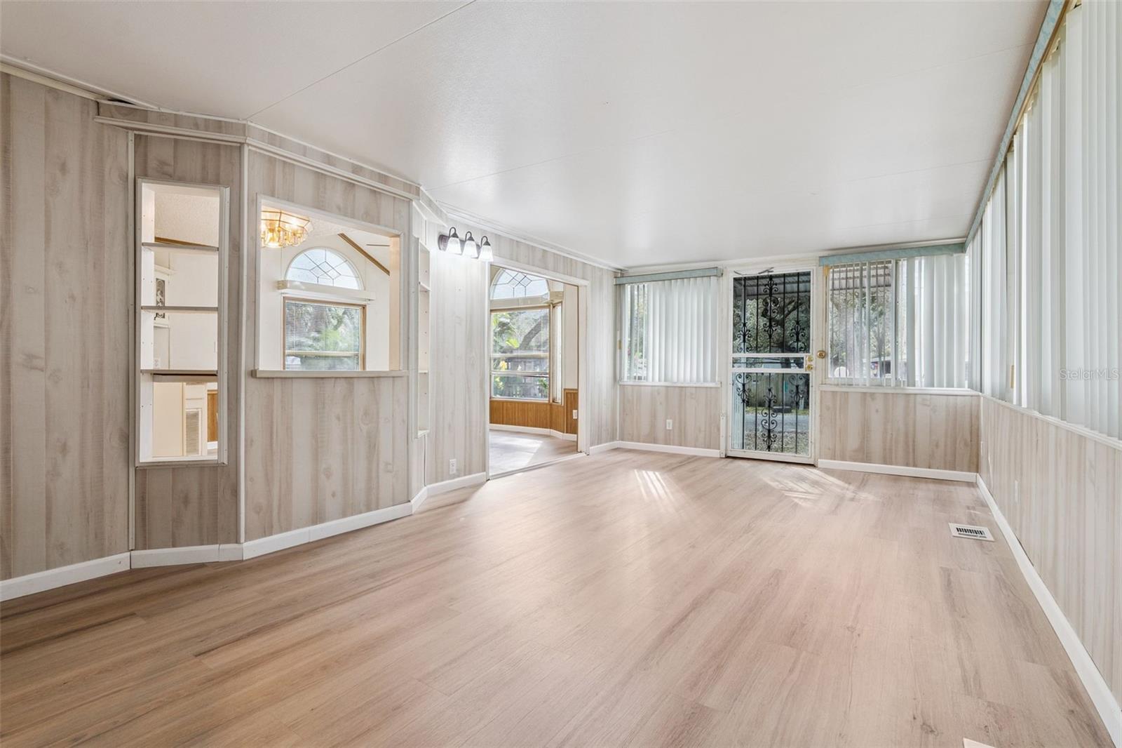 Image 7 of 52 For 3000 Clarcona Road 2914