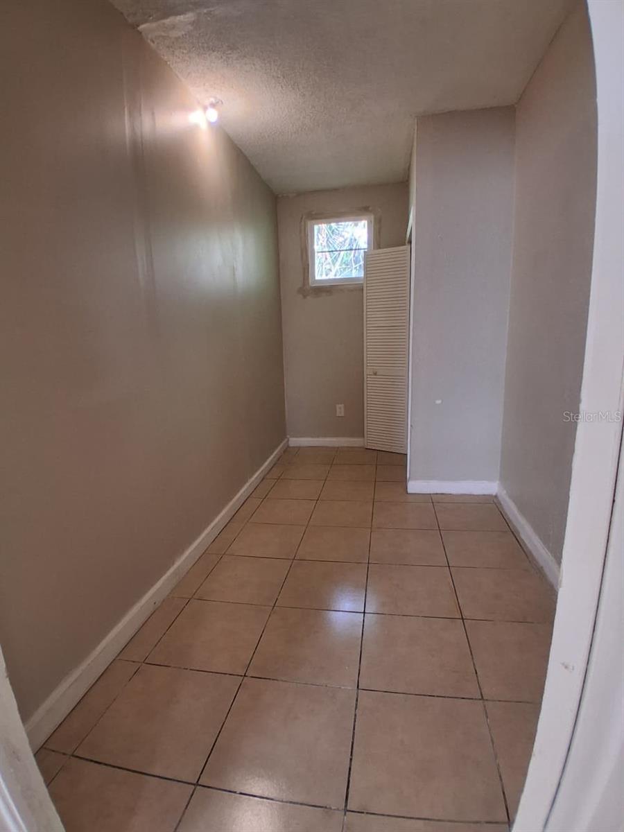 Image 5 of 13 For 1703 Mccarthy