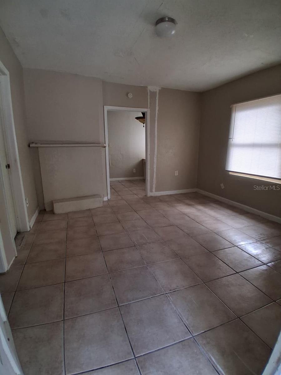 Image 6 of 13 For 1703 Mccarthy