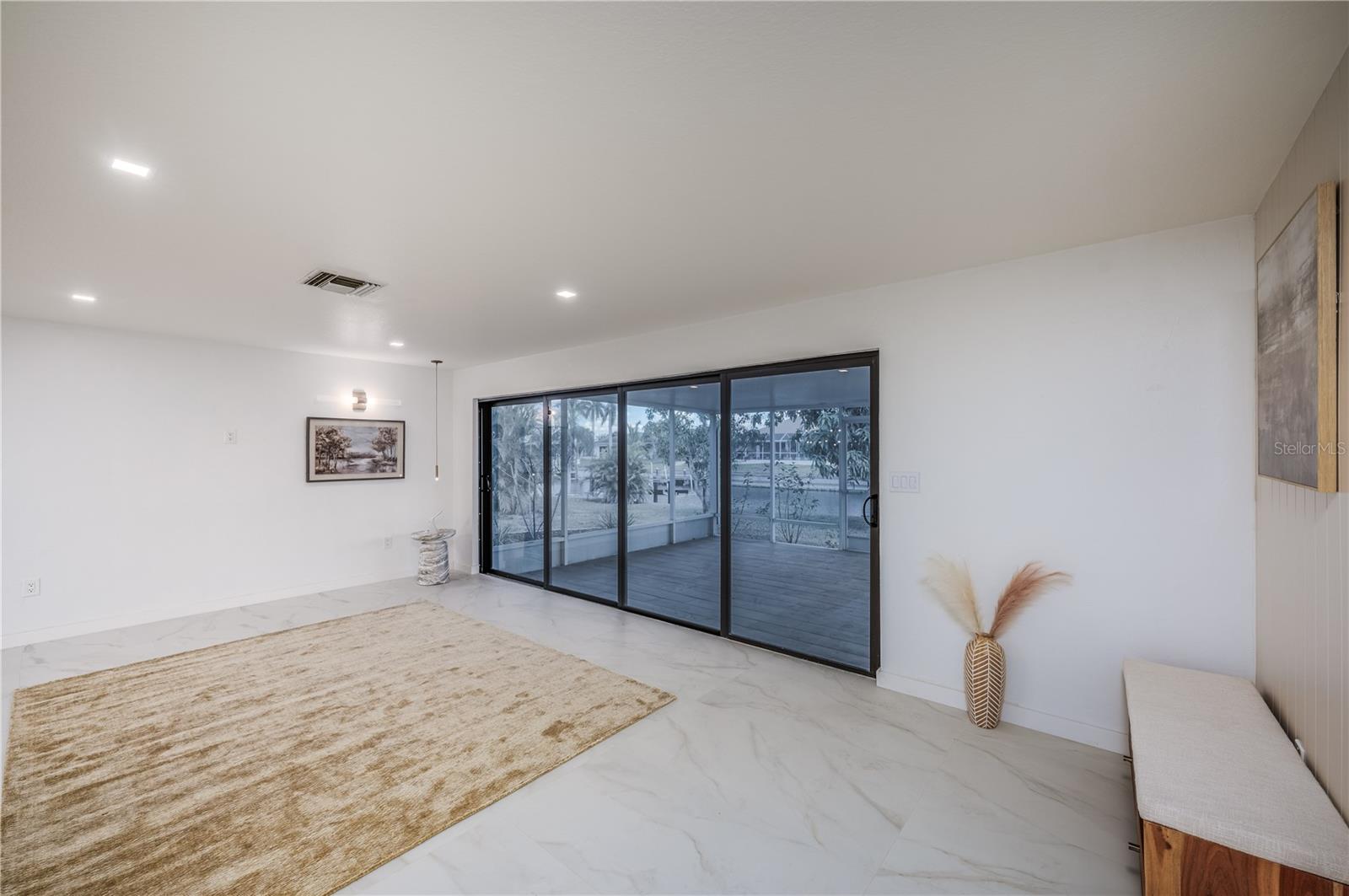 Image 11 of 36 For 618 Santa Margerita Lane