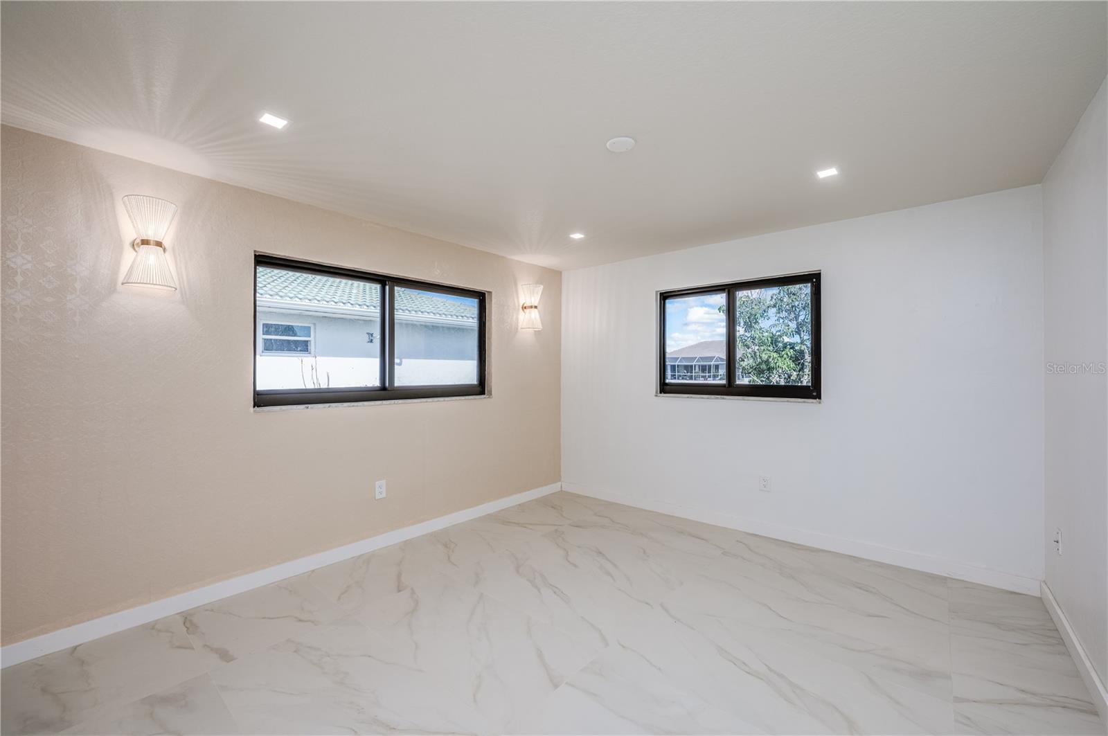 Image 17 of 36 For 618 Santa Margerita Lane