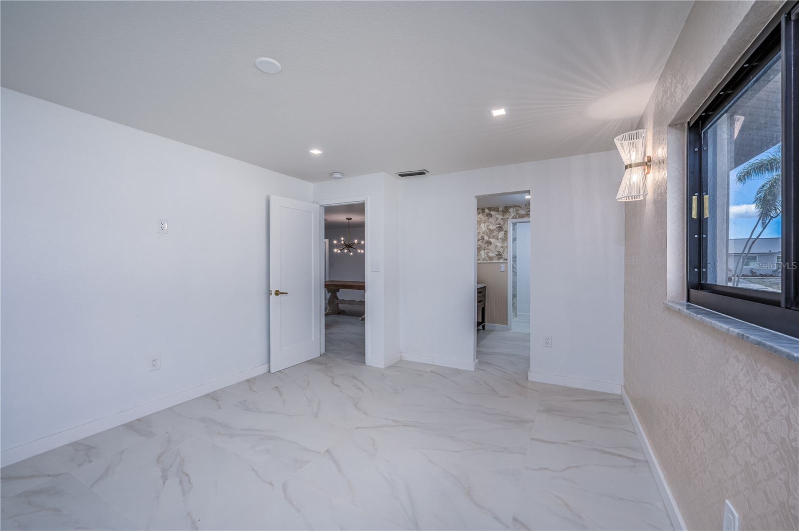 Image 19 of 36 For 618 Santa Margerita Lane