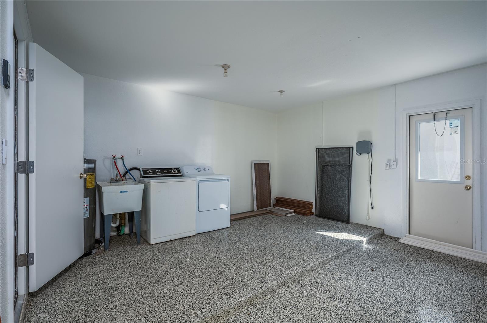 Image 24 of 36 For 618 Santa Margerita Lane