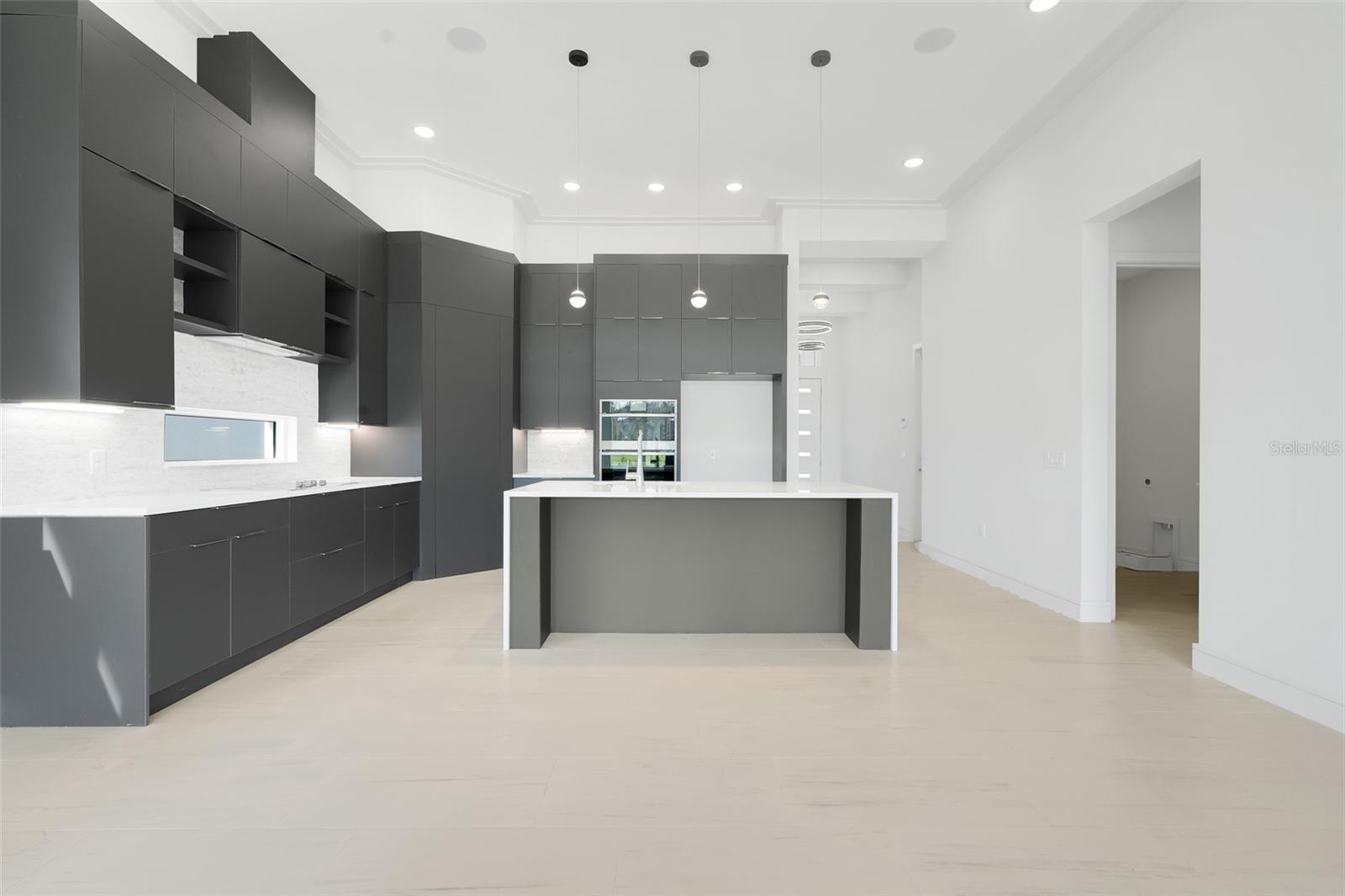 Image 14 of 48 For 3048 Kensington Avenue