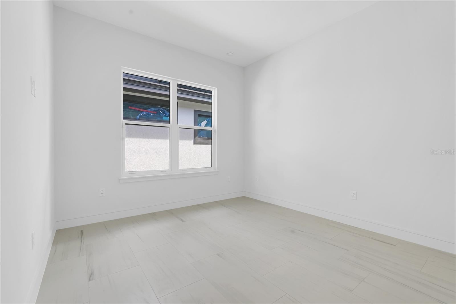 Image 35 of 48 For 3048 Kensington Avenue