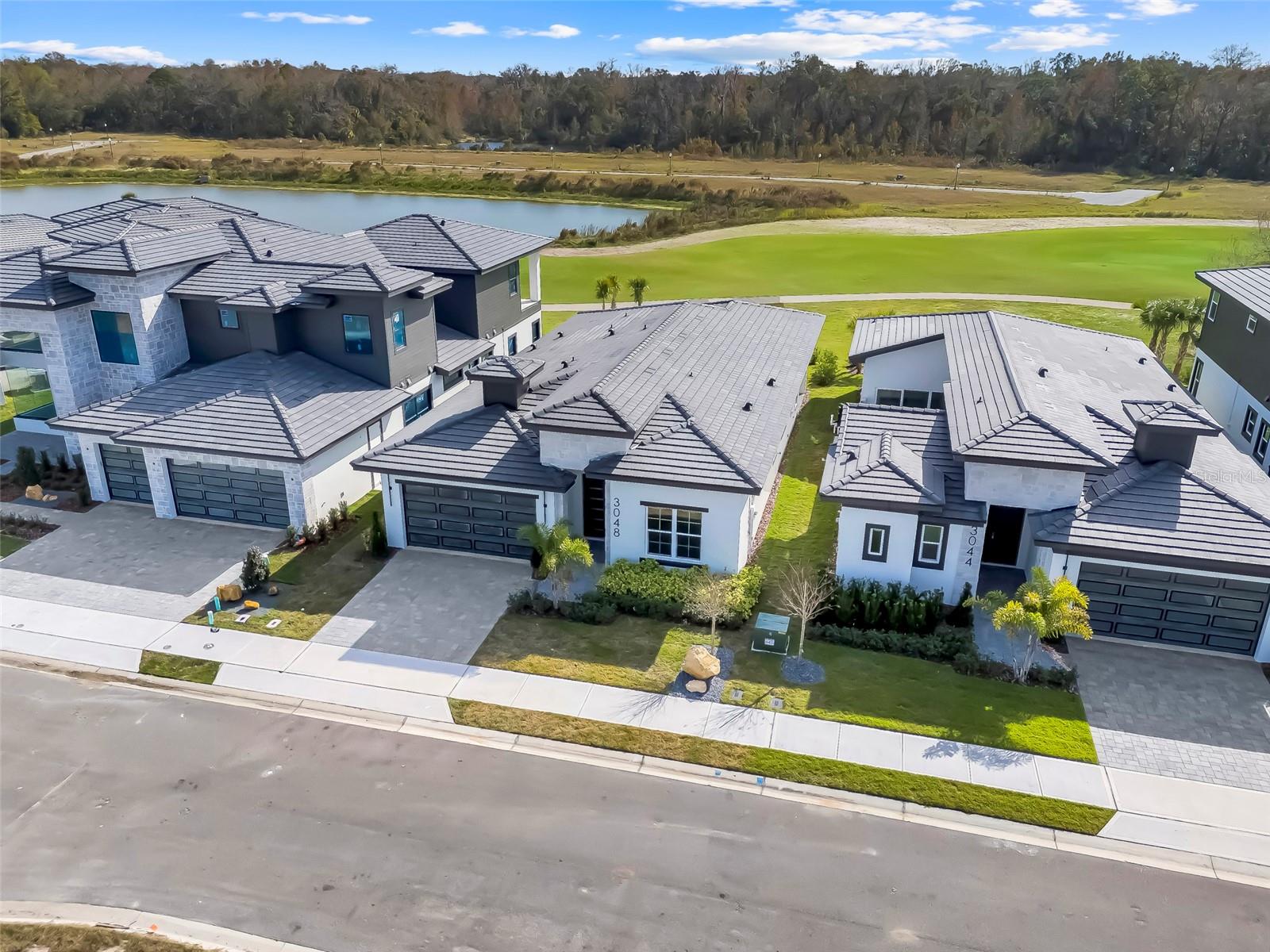 Image 4 of 48 For 3048 Kensington Avenue