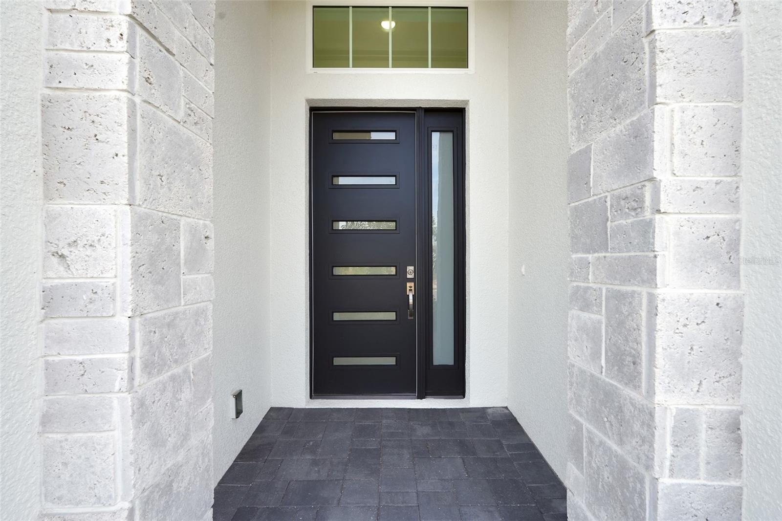 Image 8 of 48 For 3048 Kensington Avenue