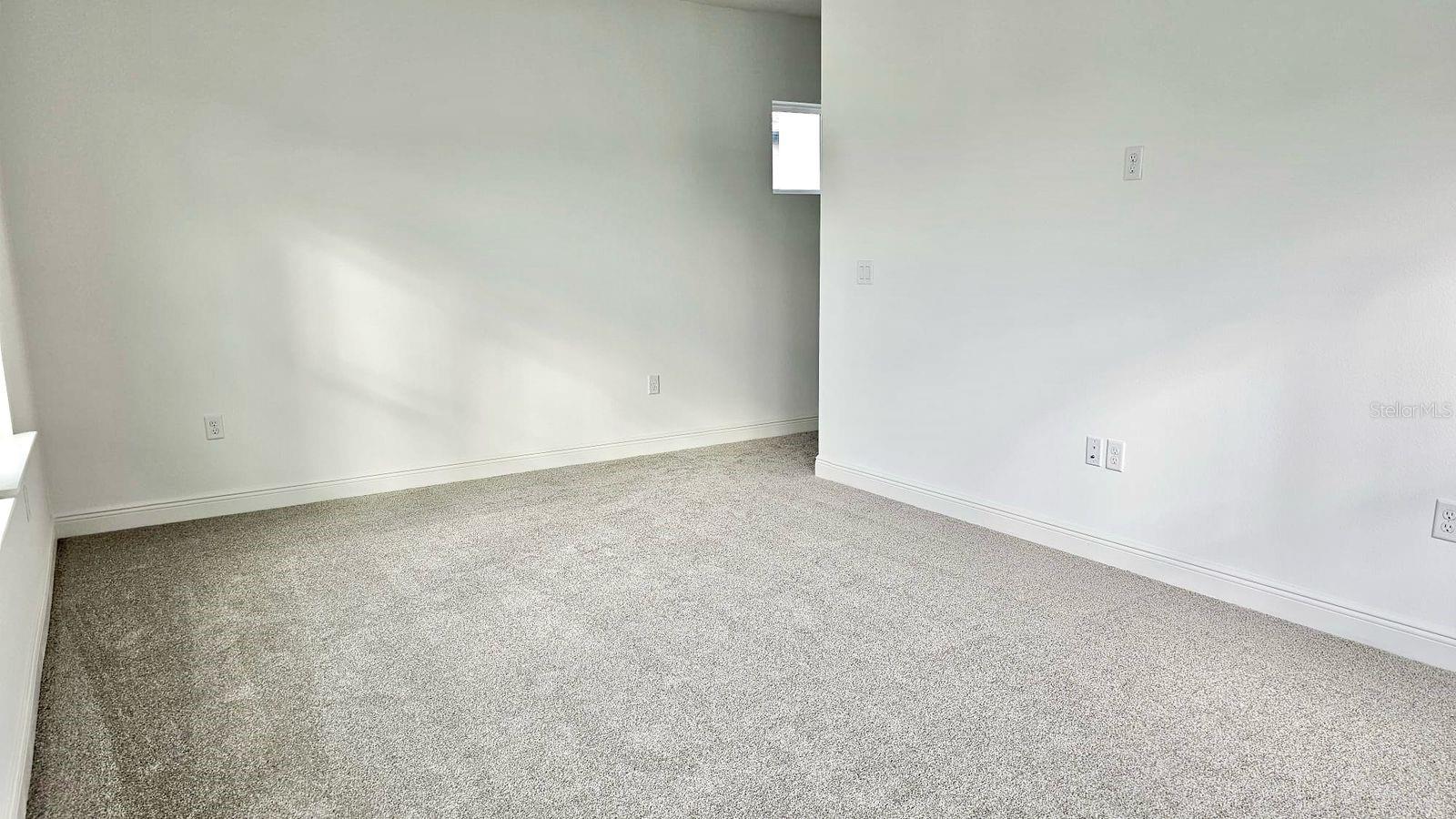 Image 11 of 31 For 10162 Peebles Street