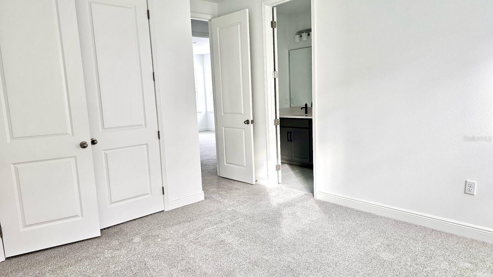 Image 19 of 31 For 10162 Peebles Street