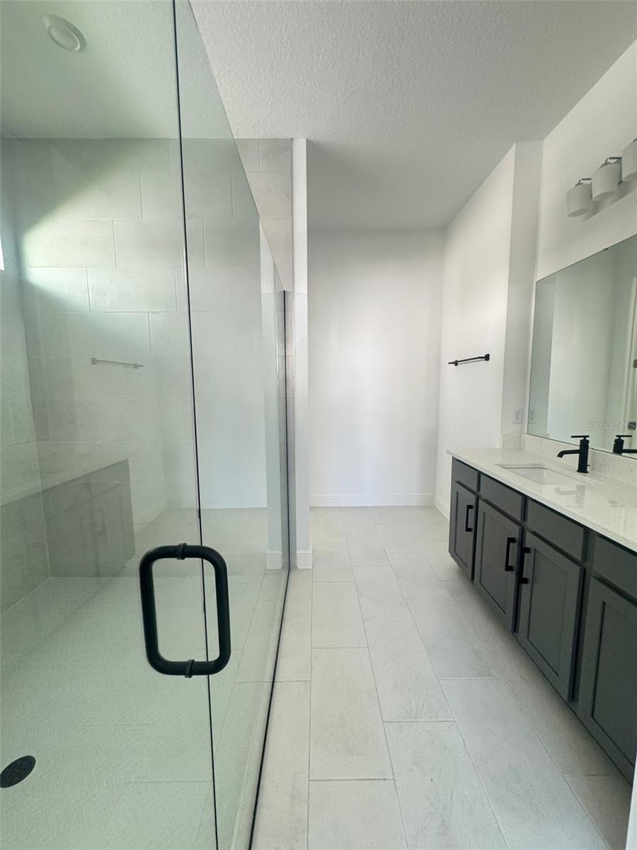 Image 7 of 31 For 10162 Peebles Street