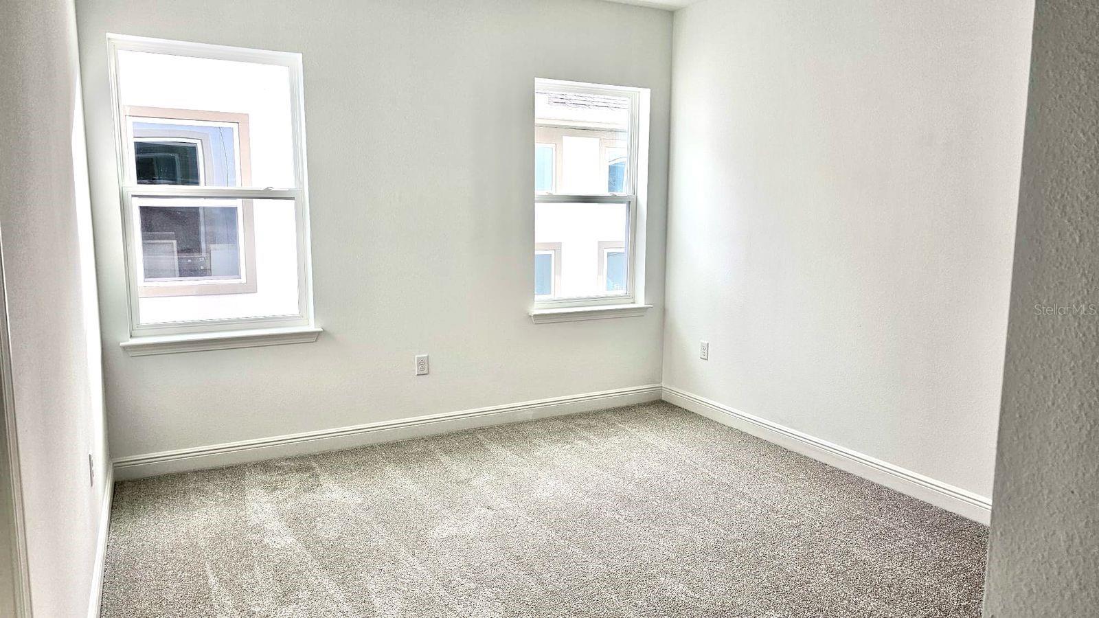 Image 9 of 31 For 10162 Peebles Street