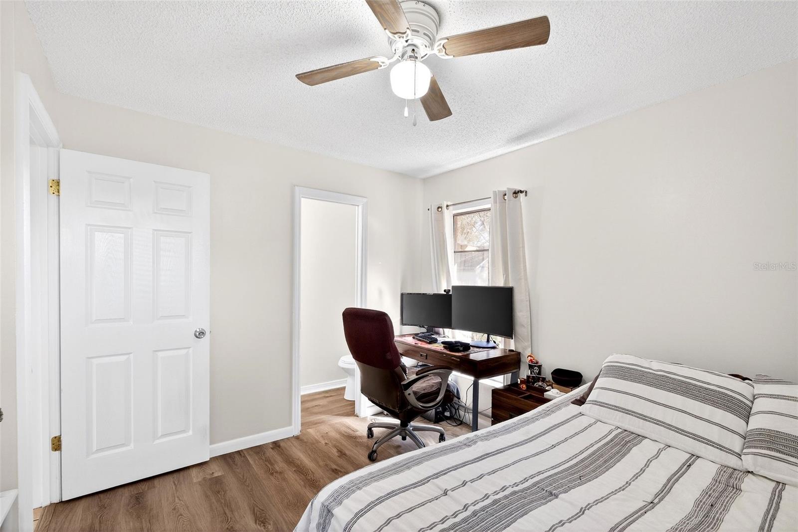 Image 14 of 33 For 1747 Bonneville Drive