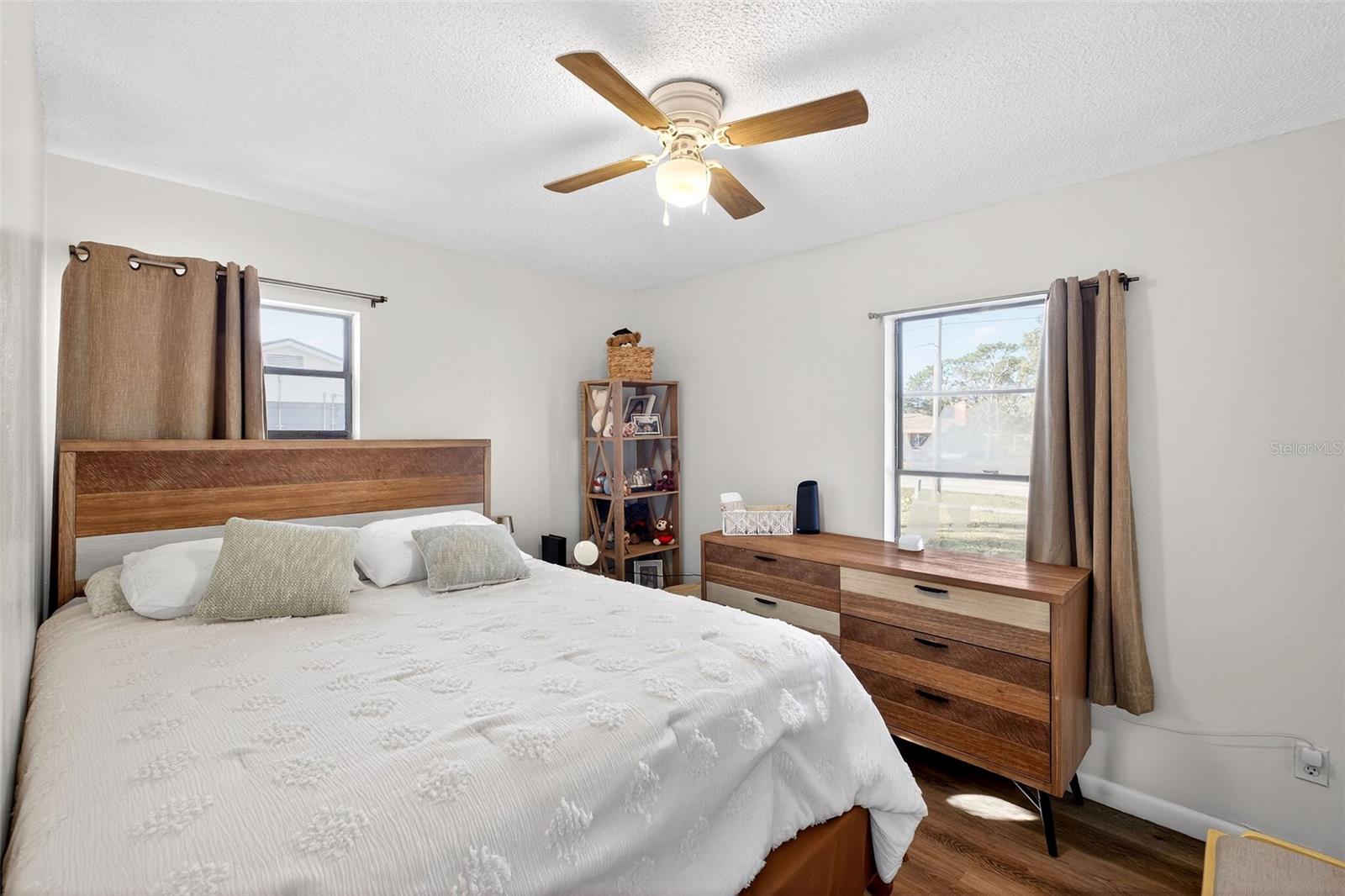 Image 16 of 33 For 1747 Bonneville Drive