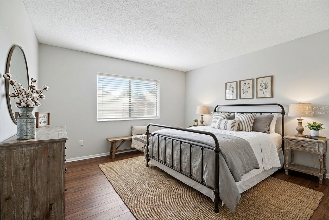 Image 18 of 29 For 644 Kenwick Circle 204