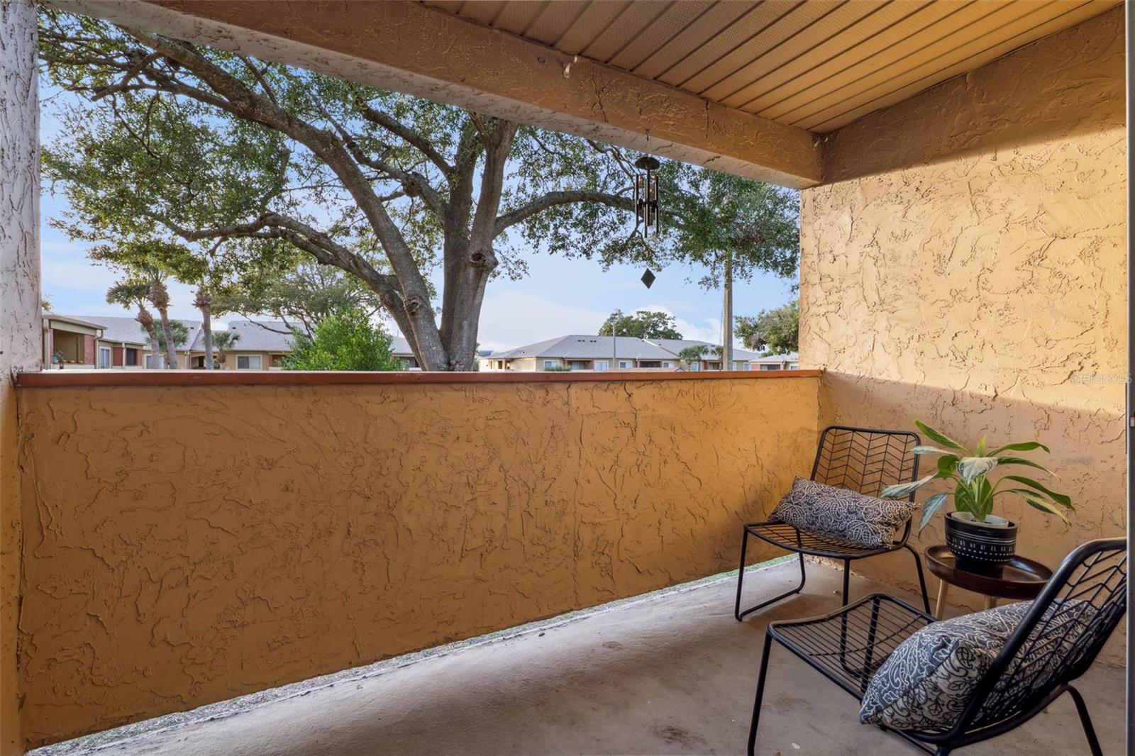 Image 21 of 29 For 644 Kenwick Circle 204