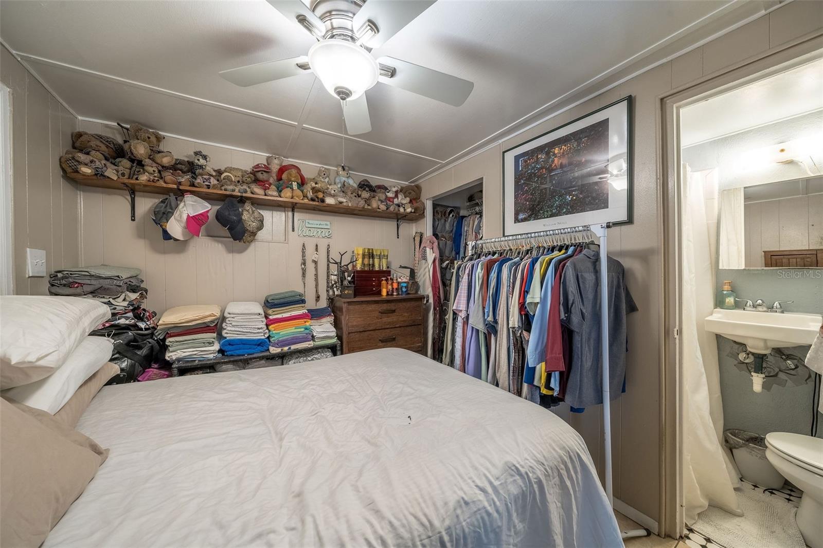 Image 36 of 41 For 708 Saint Clair Abrams Avenue