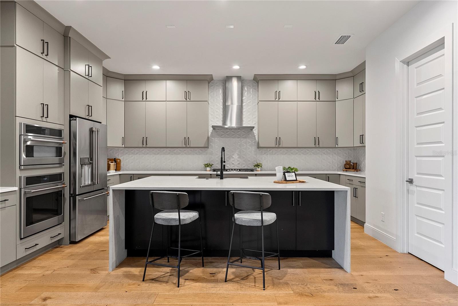 Image 14 of 51 For 6087 Fabers Oak Place