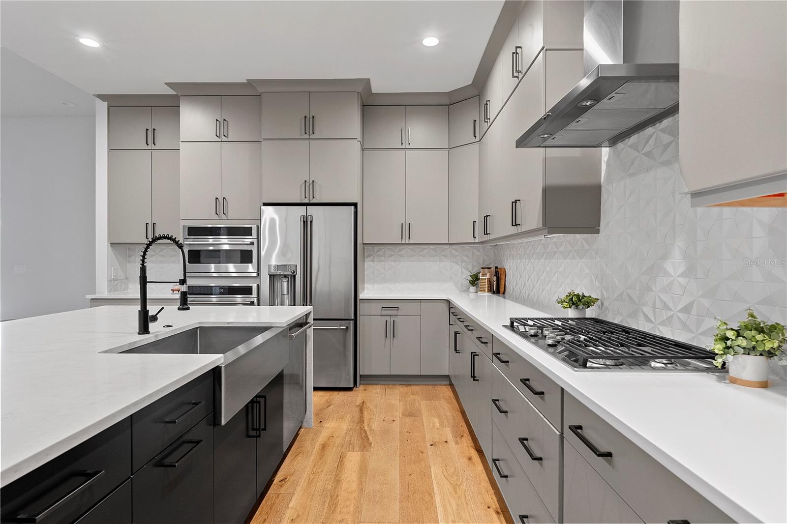 Image 16 of 51 For 6087 Fabers Oak Place