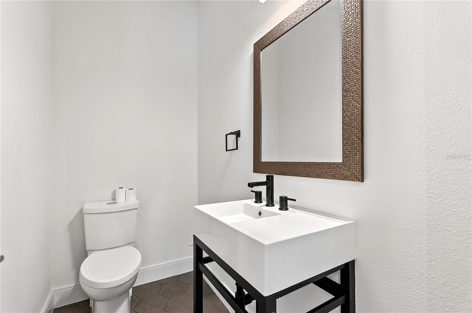 Image 31 of 51 For 6087 Fabers Oak Place