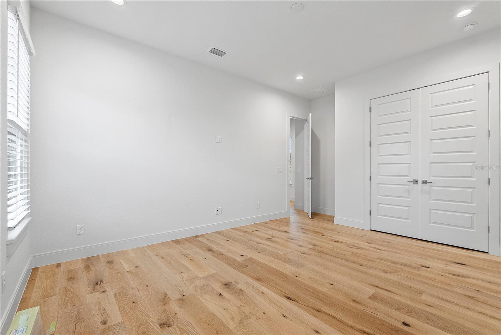 Image 40 of 51 For 6087 Fabers Oak Place