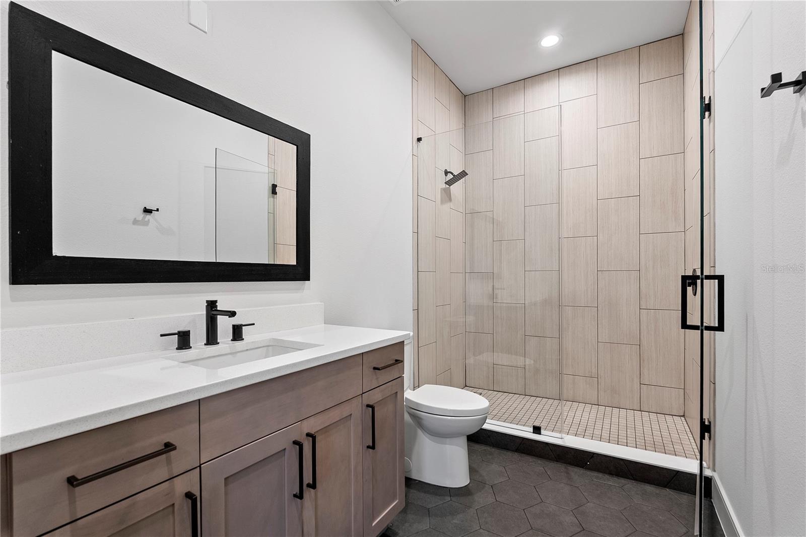 Image 41 of 51 For 6087 Fabers Oak Place