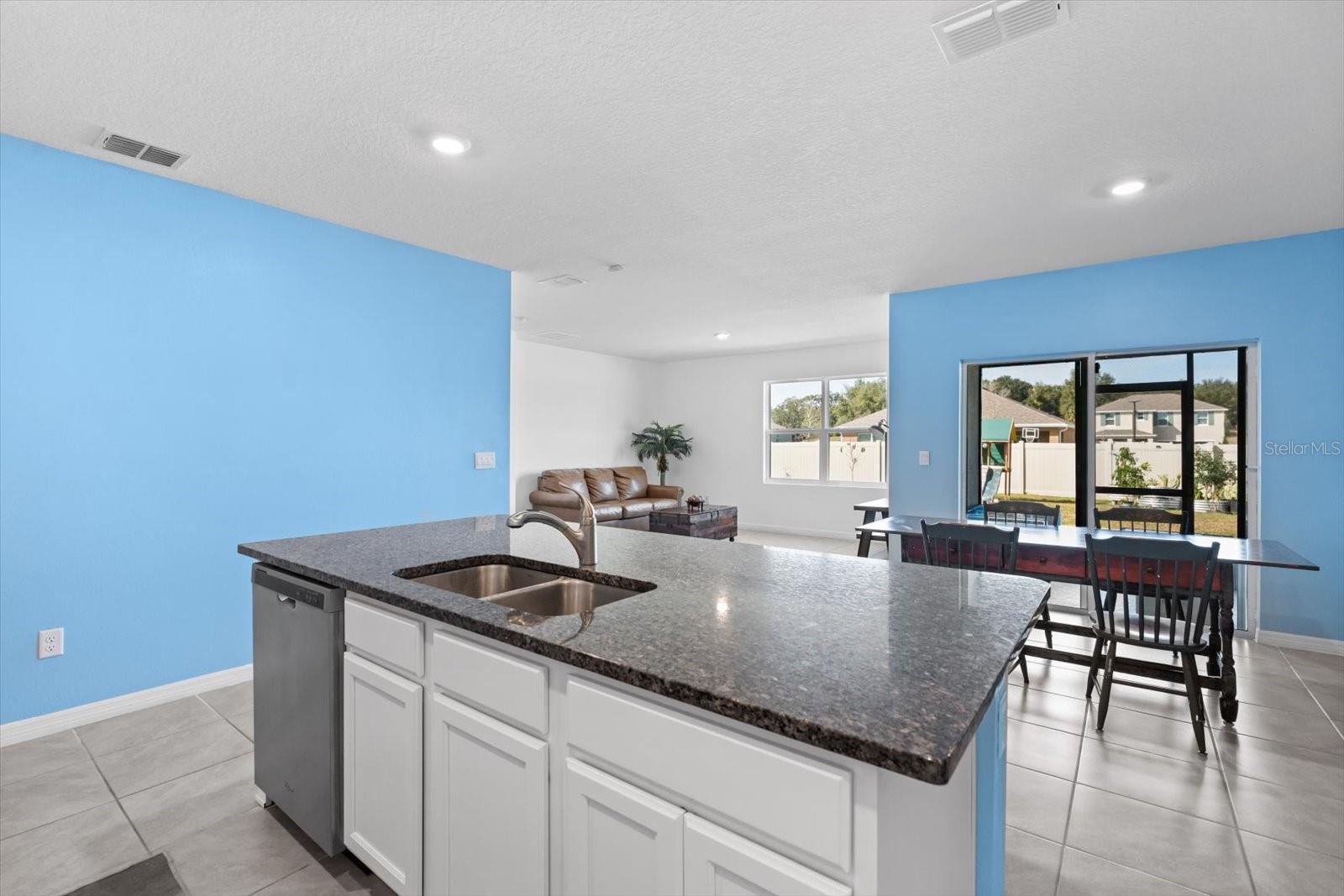 Image 12 of 41 For 5247 Mahogany Drive