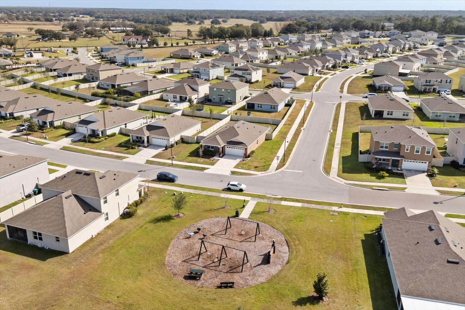 Image 32 of 41 For 5247 Mahogany Drive