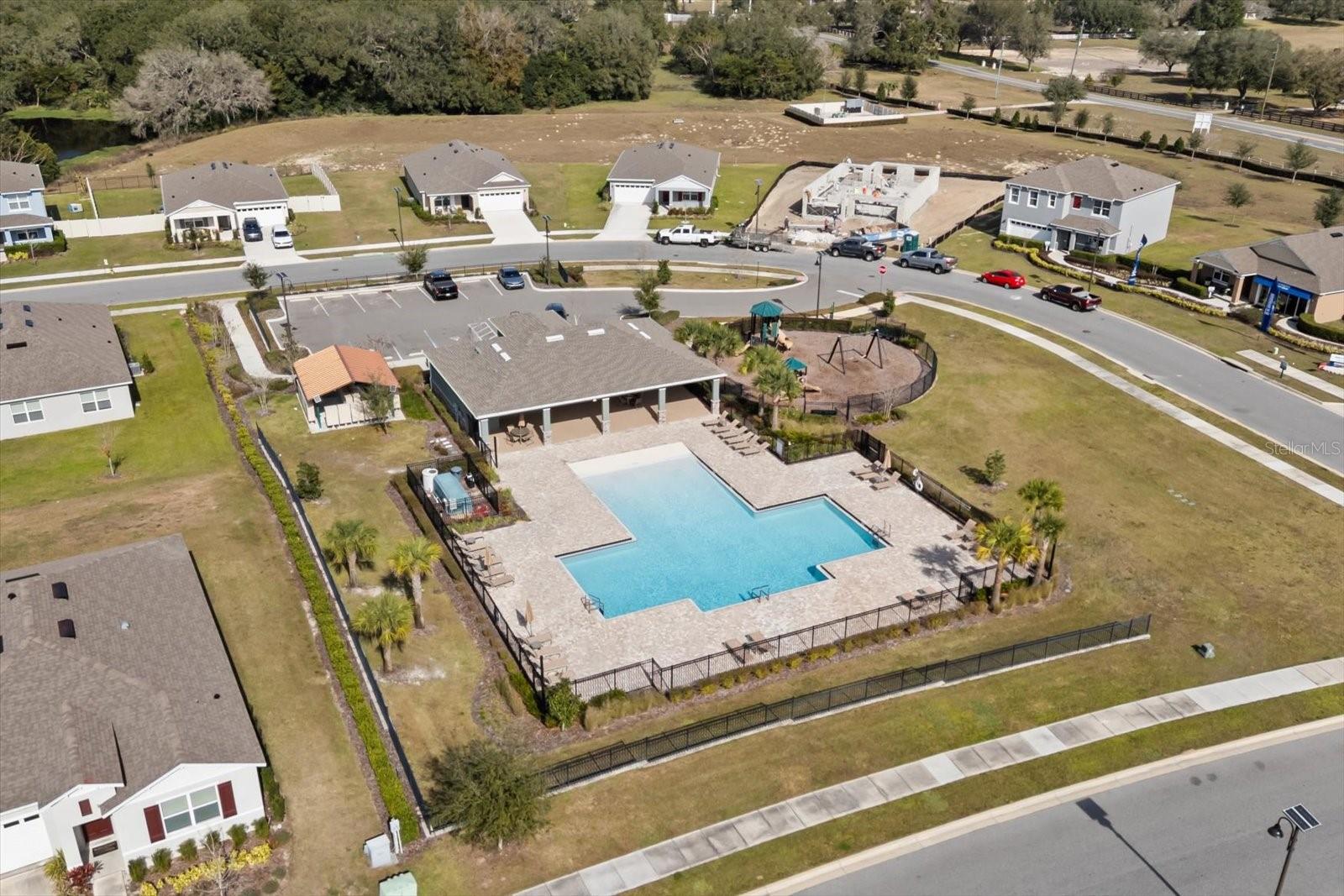 Image 37 of 41 For 5247 Mahogany Drive