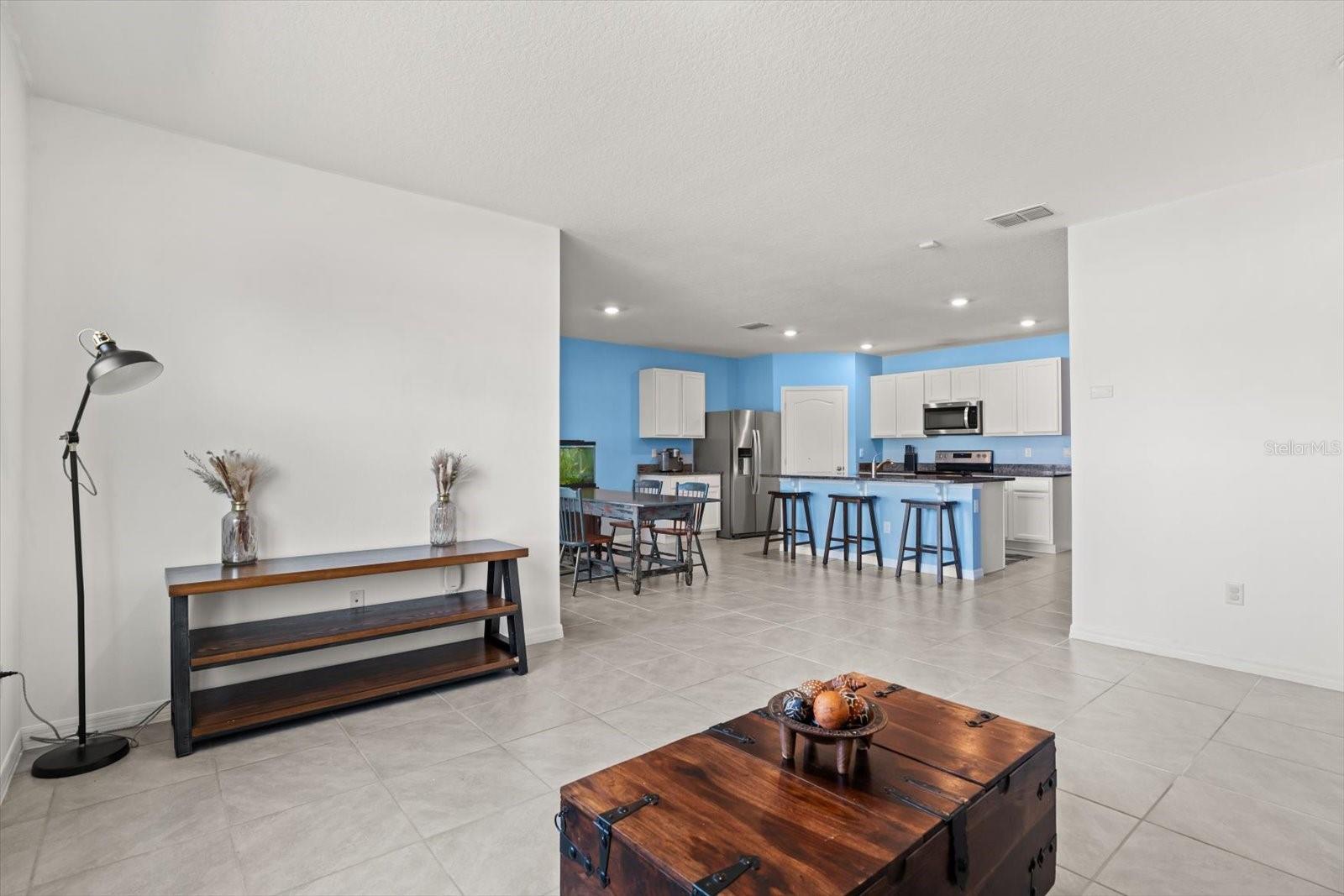 Image 6 of 41 For 5247 Mahogany Drive