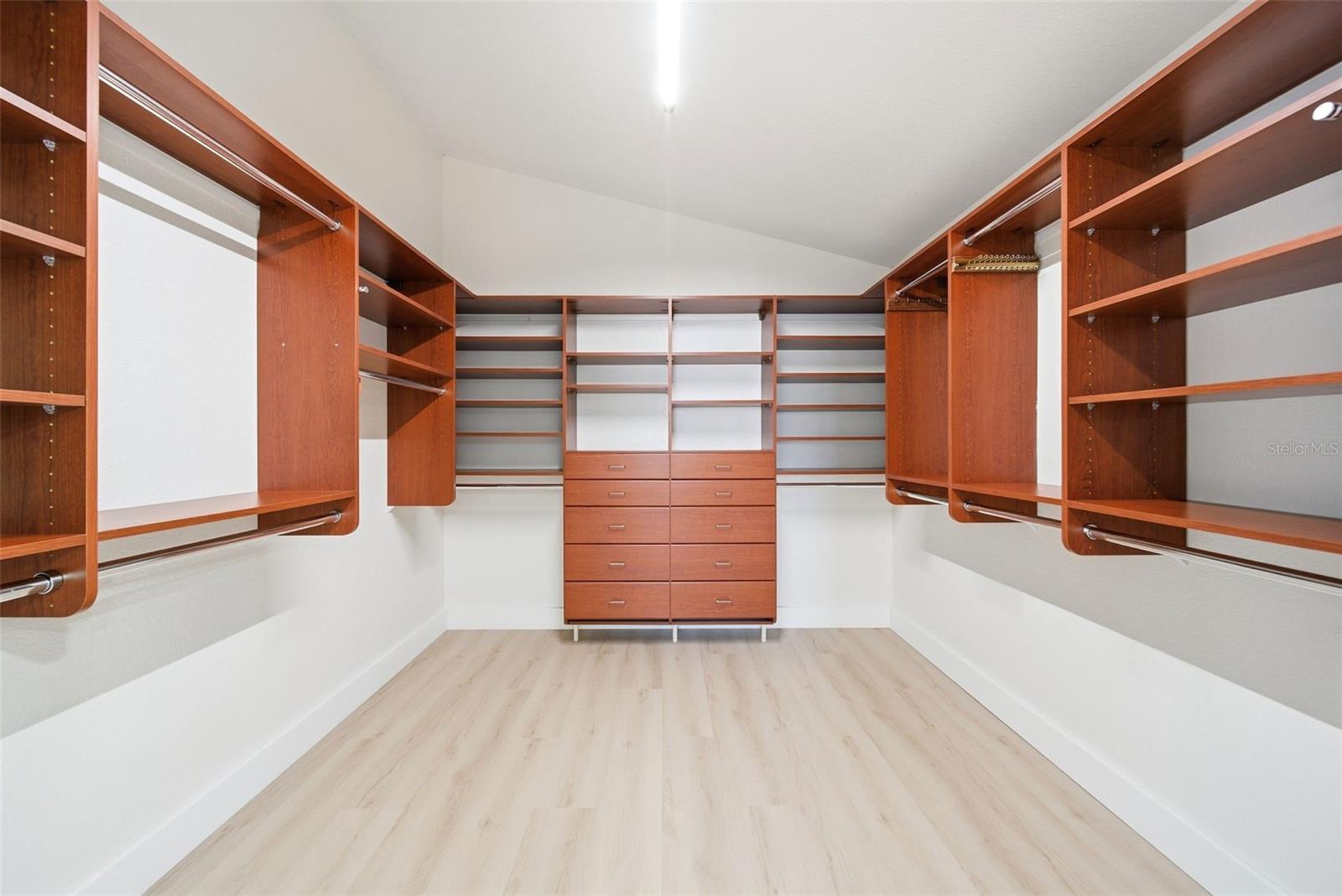 Image 25 of 42 For 4265 Conway Place Circle Circle