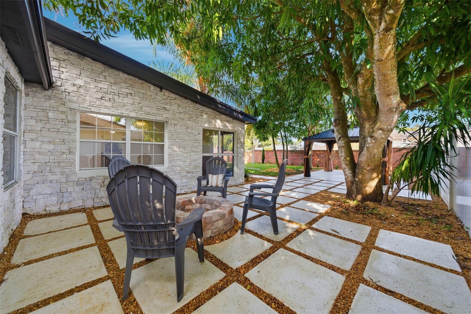 Image 3 of 42 For 4265 Conway Place Circle Circle