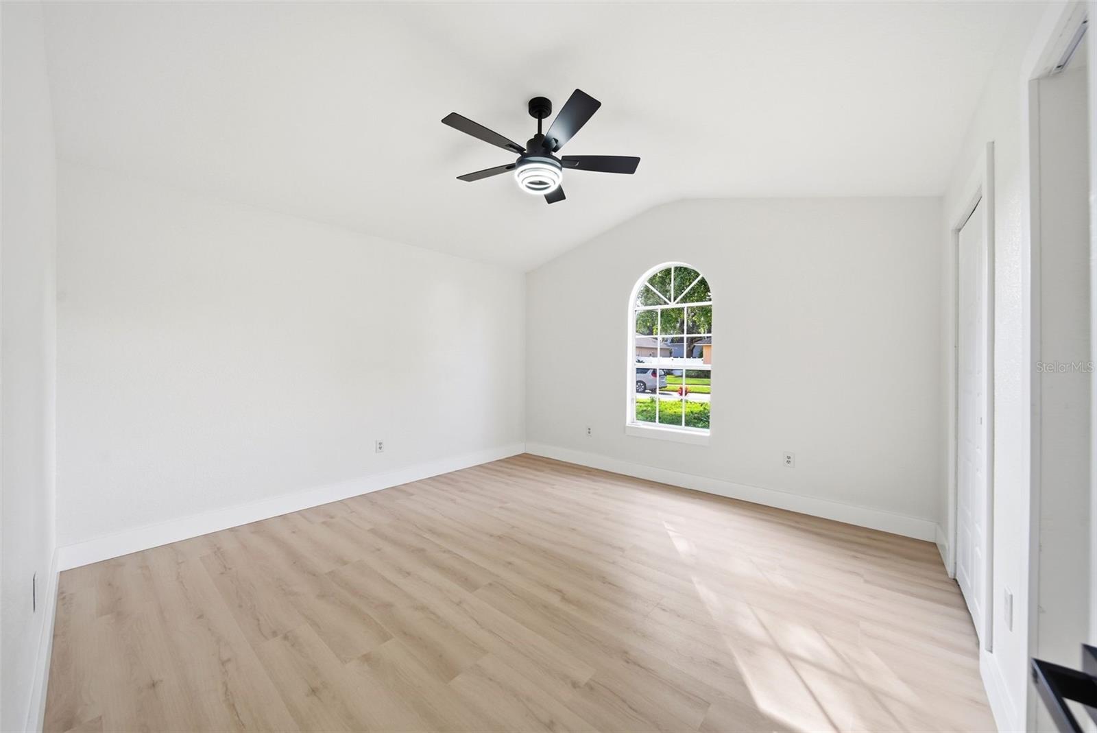 Image 33 of 42 For 4265 Conway Place Circle Circle