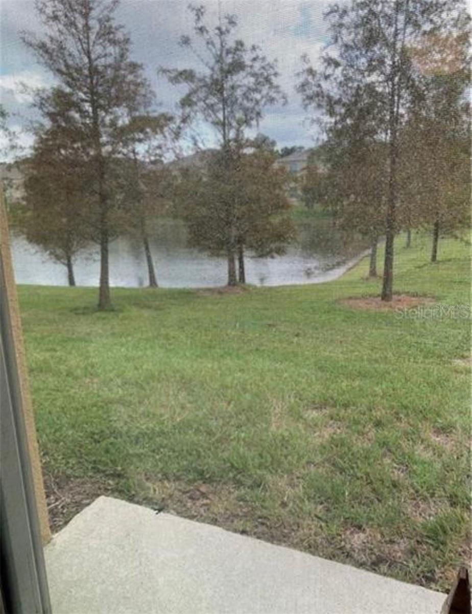 Image 2 of 15 For 3740 Seneca Club Loop