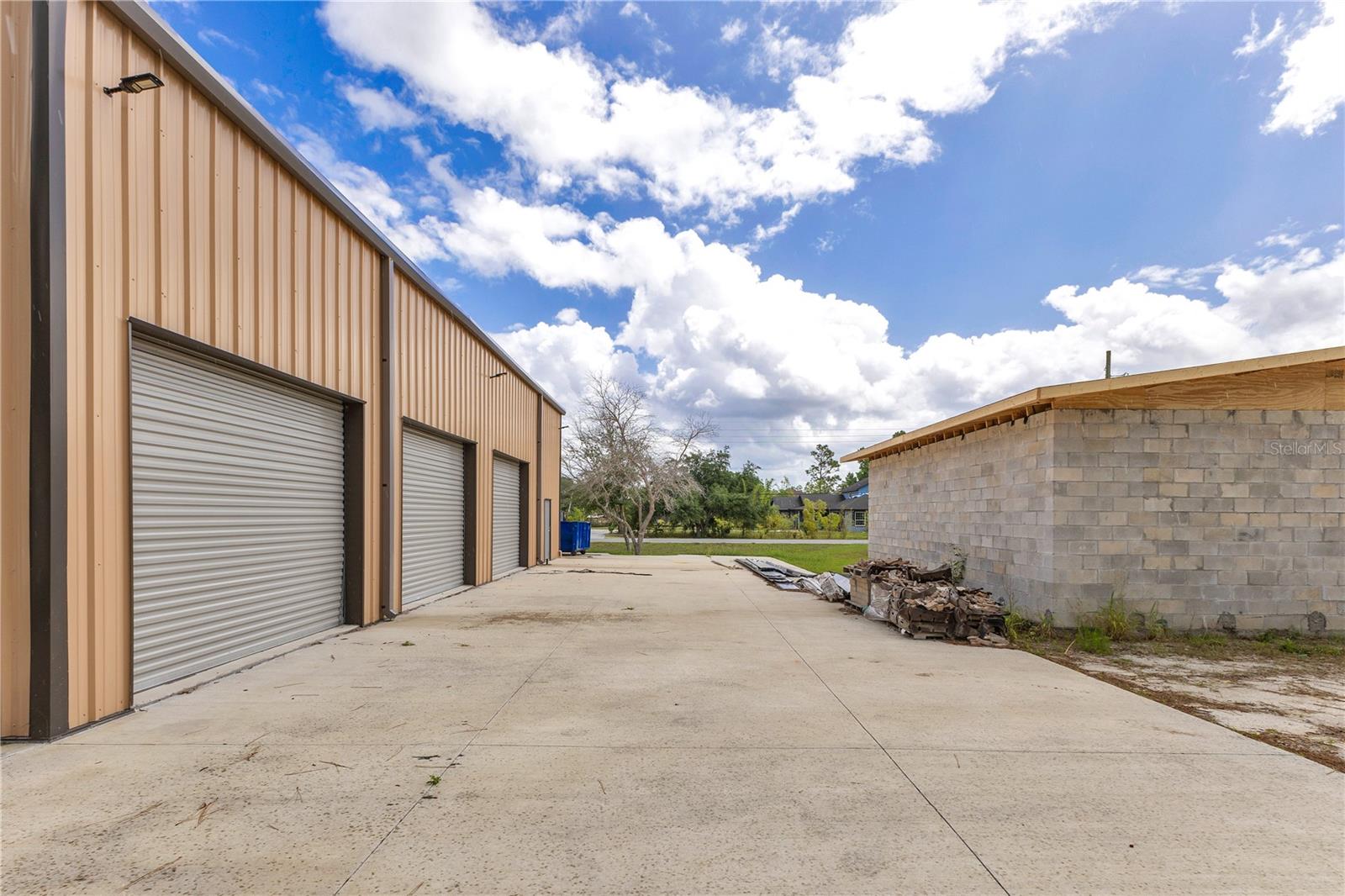 Image 34 of 39 For 19925 Quinella Street